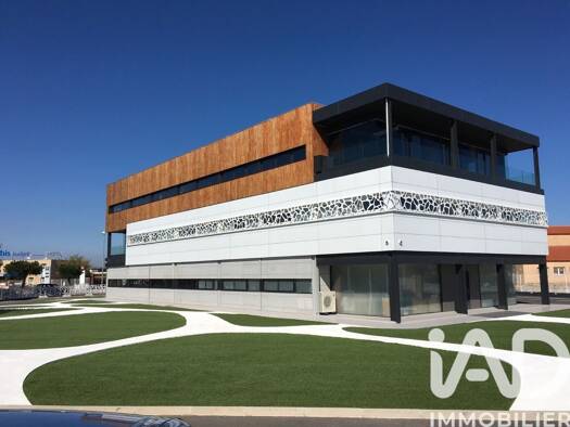 Immeuble à vendre 3 590 000 € 1 320 m² Nord Rivesaltes 66600