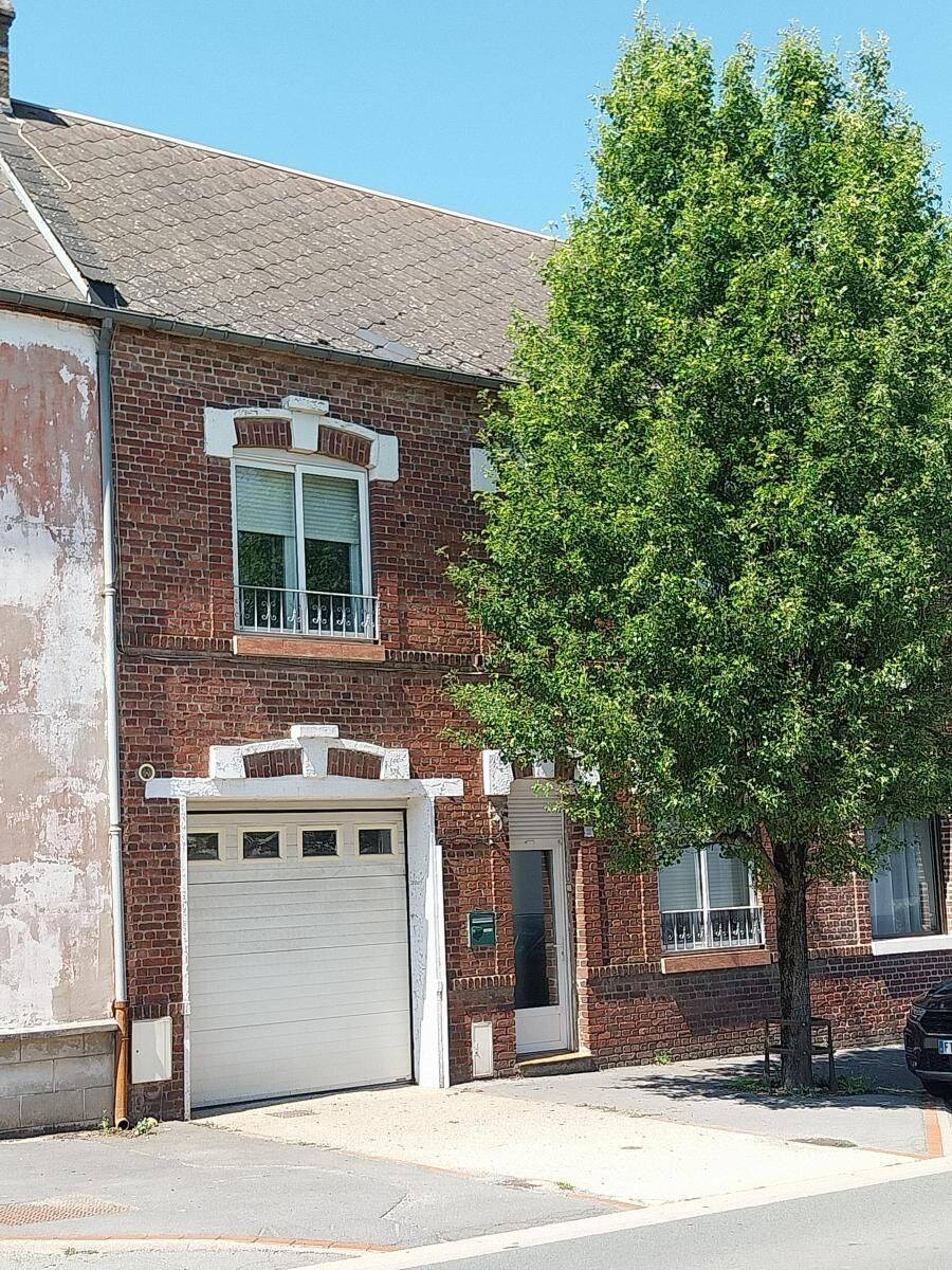 Maison 8 pièces 92 m² · à Beaumetz-lès-Loges · 92 m² · 160 000 €