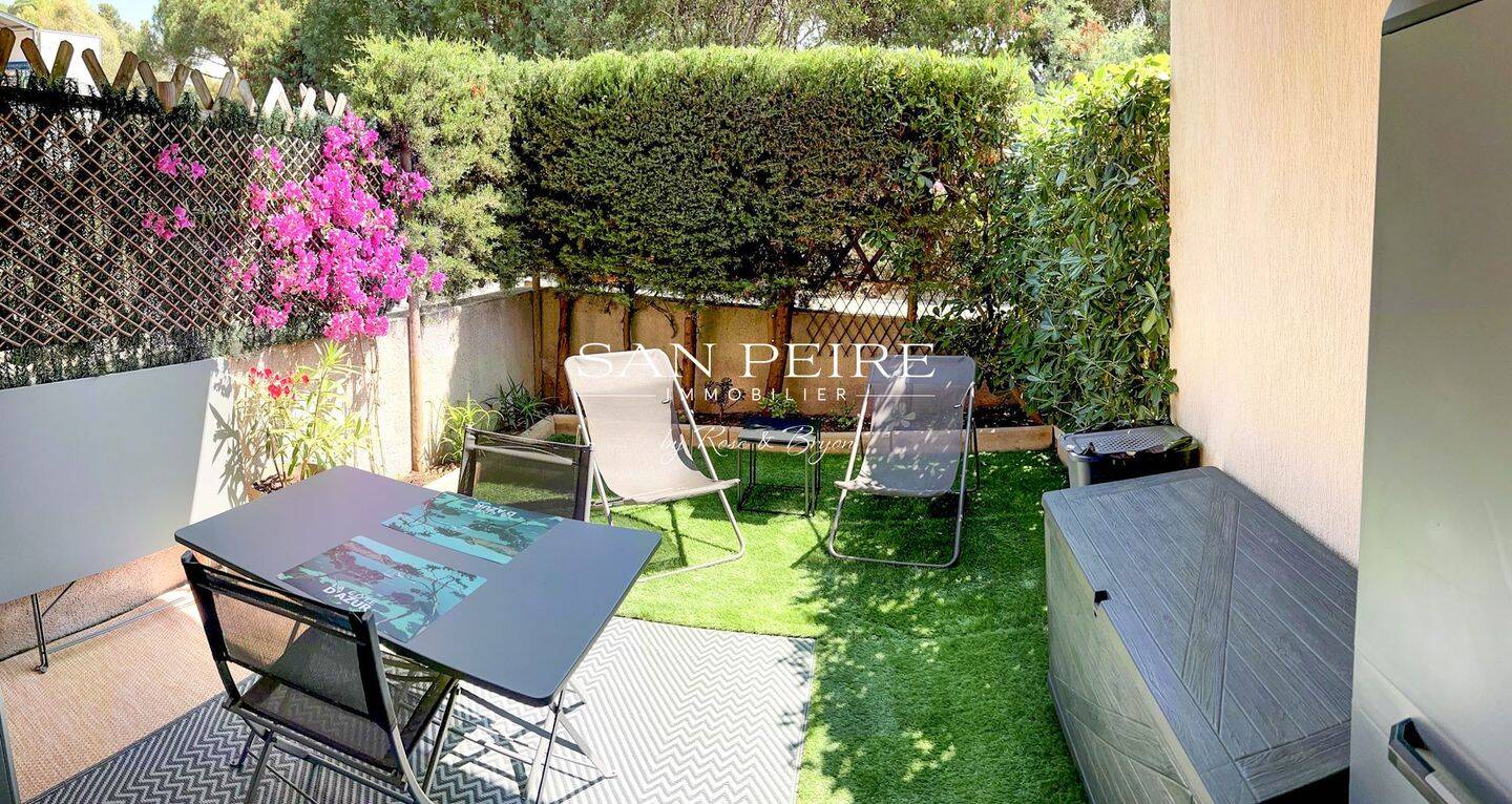 Appartement 1 pièce 20 m² · à Roquebrune-sur-Argens · 20 m² · 150 000 €