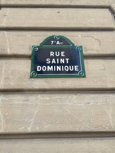 Appartement 1 pièce 34 m² · à Paris 7ème Arrondissement · 34 m² · 1 000 €