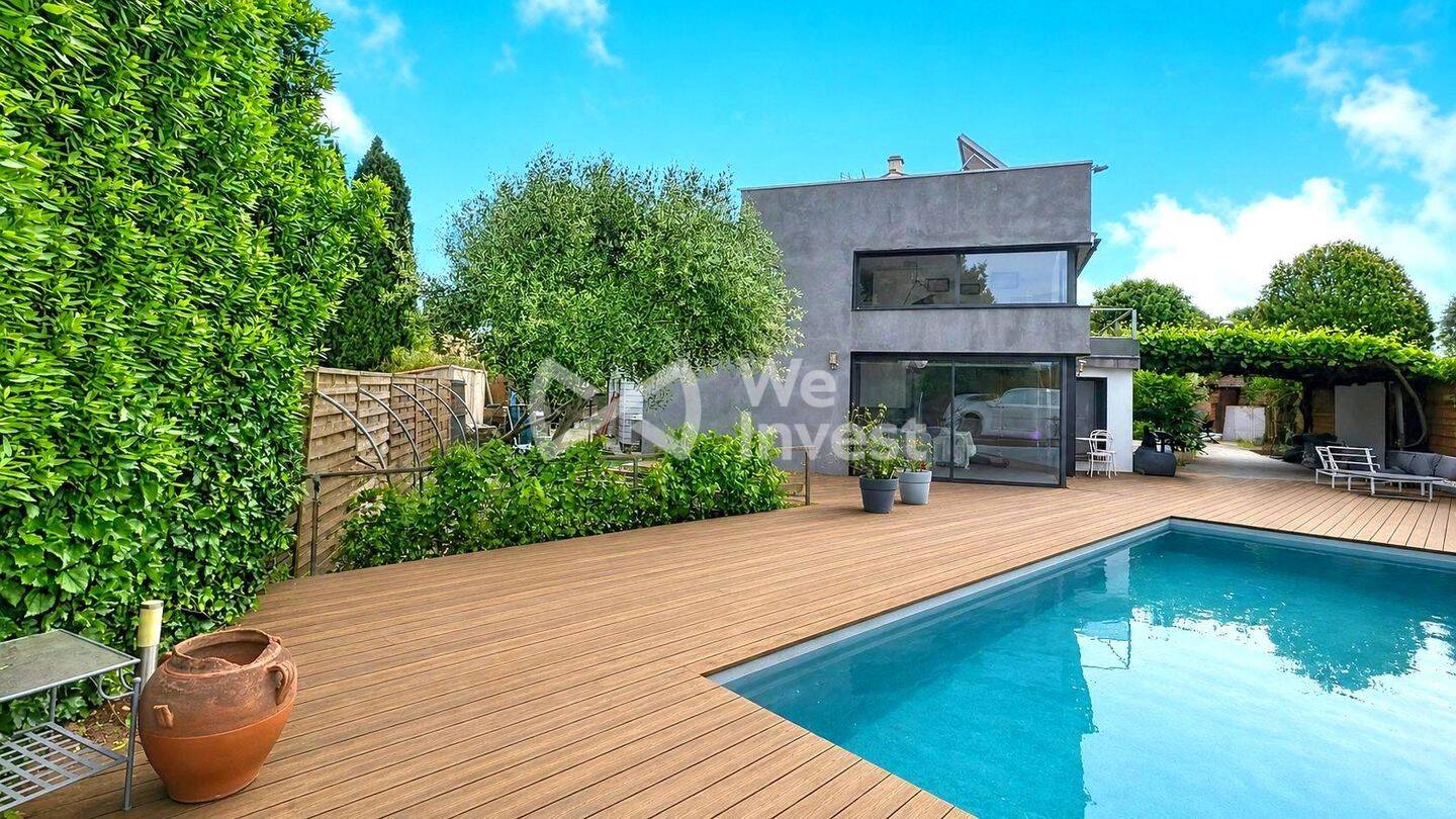 Maison 8 pièces 240 m² · à Saint-Jean-de-Védas · 240 m² · 820 000 €
