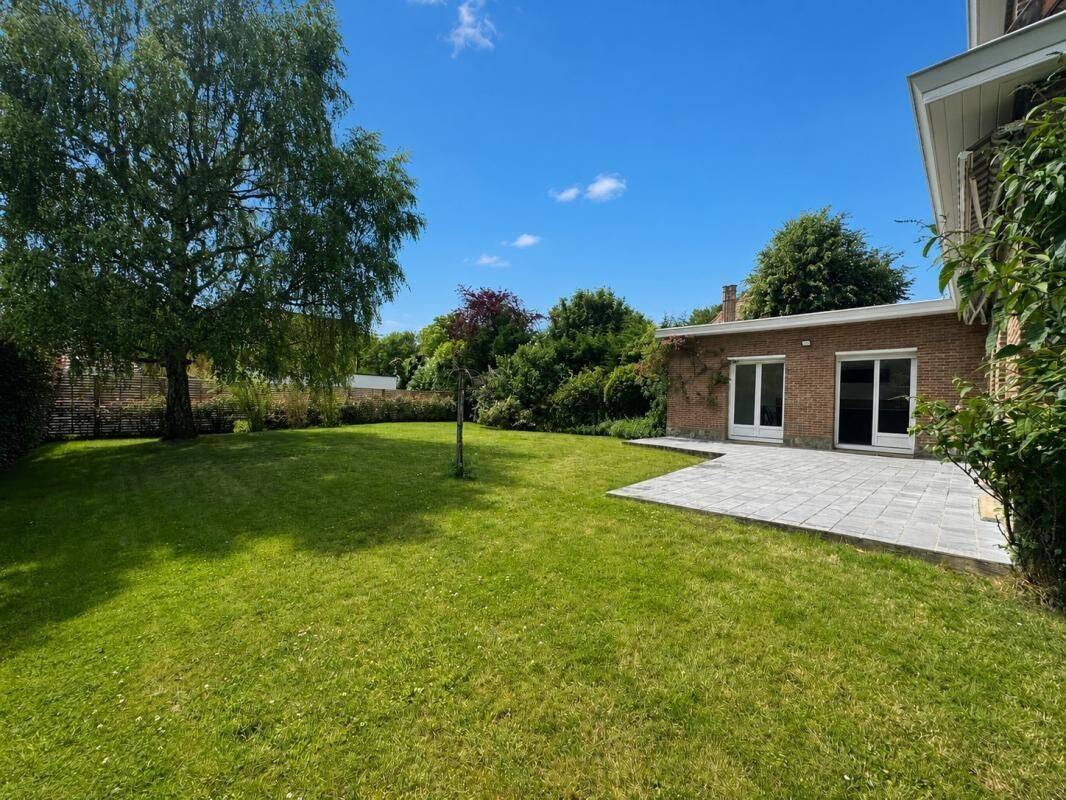 Maison 5 pièces 168 m² · à Croix · 168 m² · 815 000 €