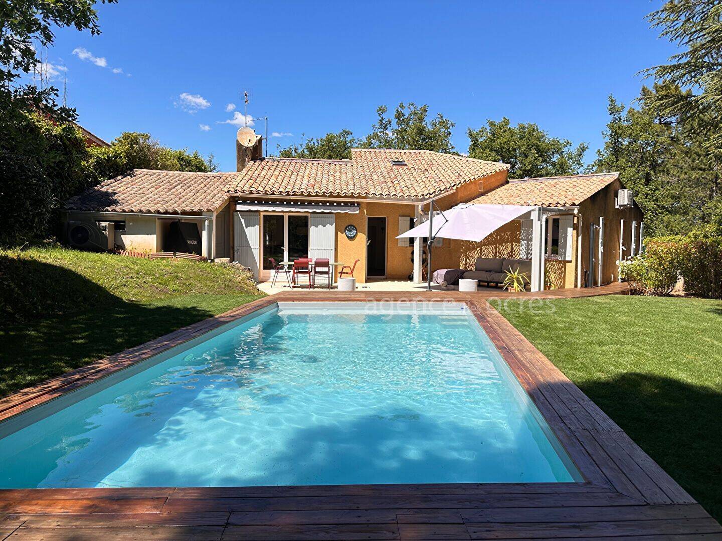 Maison 5 pièces 110 m² · à Roussillon · 110 m² · 499 000 €