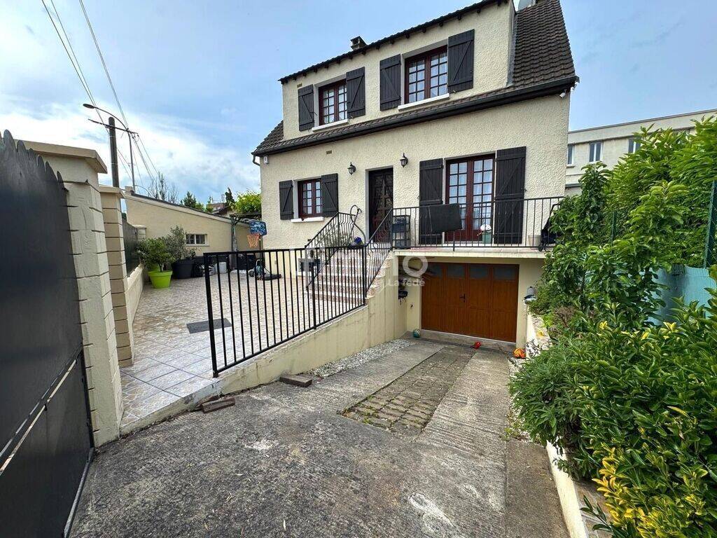 Maison 6 pièces 120 m² · à Bondy · 120 m² · 419 000 €