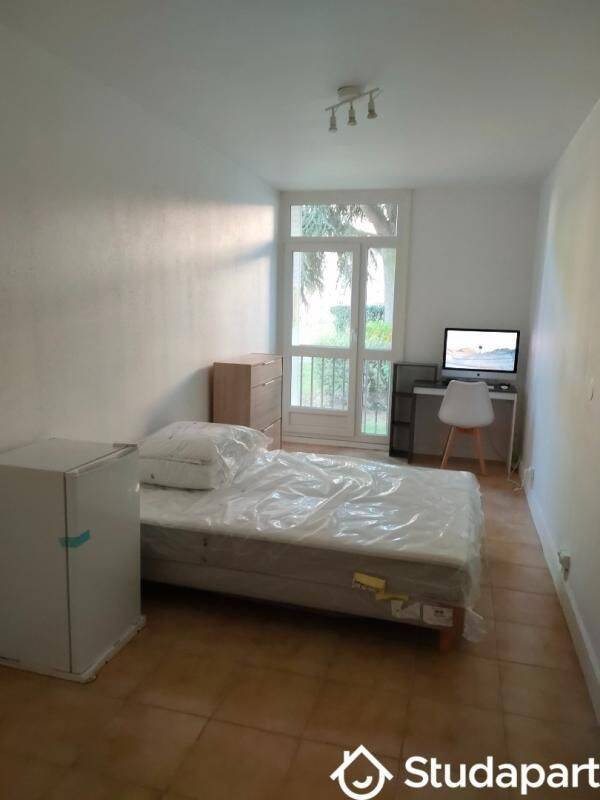 1 pièce 11 m² · à Ris-Orangis · 11 m² · 500 €