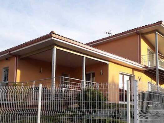 Maison à vendre 425 000 € 6 pièces 4 chambres 175 m² 1 086 m² de terrain Puylaurens 81700