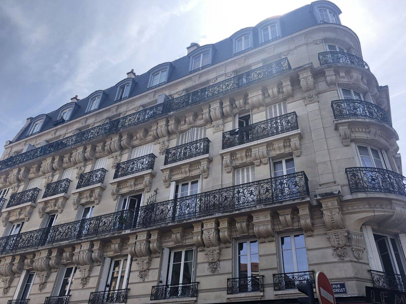 Appartement 4 pièces 80 m² · à Issy-les-Moulineaux · 80 m² · 1 840 €/mois