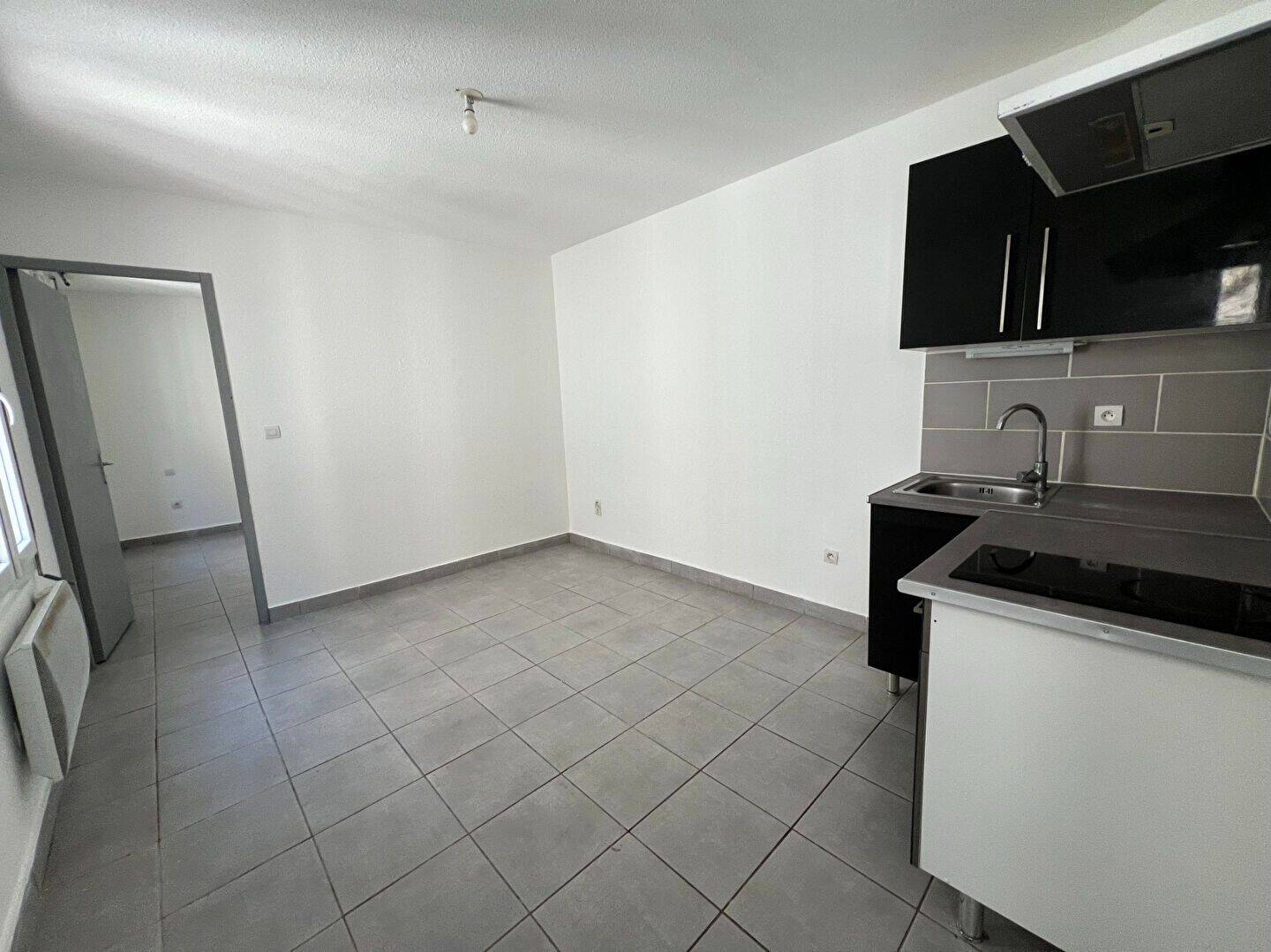 Appartement 2 pièces 28 m² · à Narbonne · 28,4 m² · 470 €