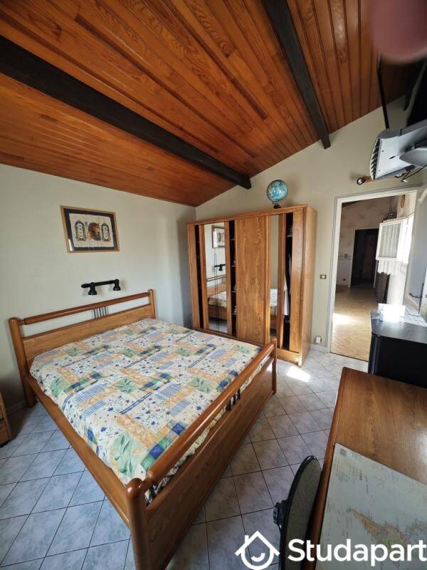 Appartement 1 pièce 12 m² · à Aix-en-Provence · 12 m² · 700 €