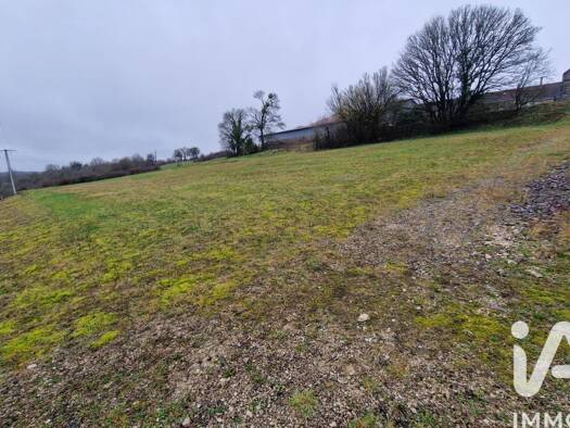 Terrain constructible viabilisé à vendre 10 940 € 749 m² de terrain Villon 89740