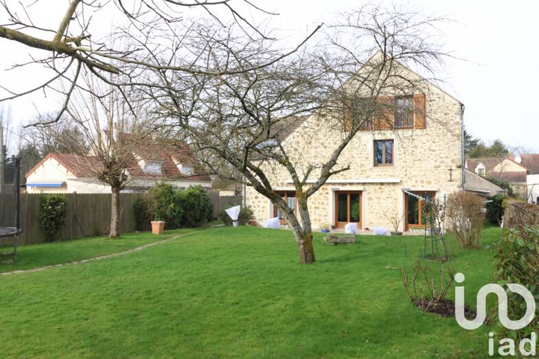 Maison à vendre 740 000 € 8 pièces 5 chambres 207 m² 1 115 m² de terrain Les Hameaux-La Croix Aux Buis-Chapelle Magny-les-Hameaux 78114