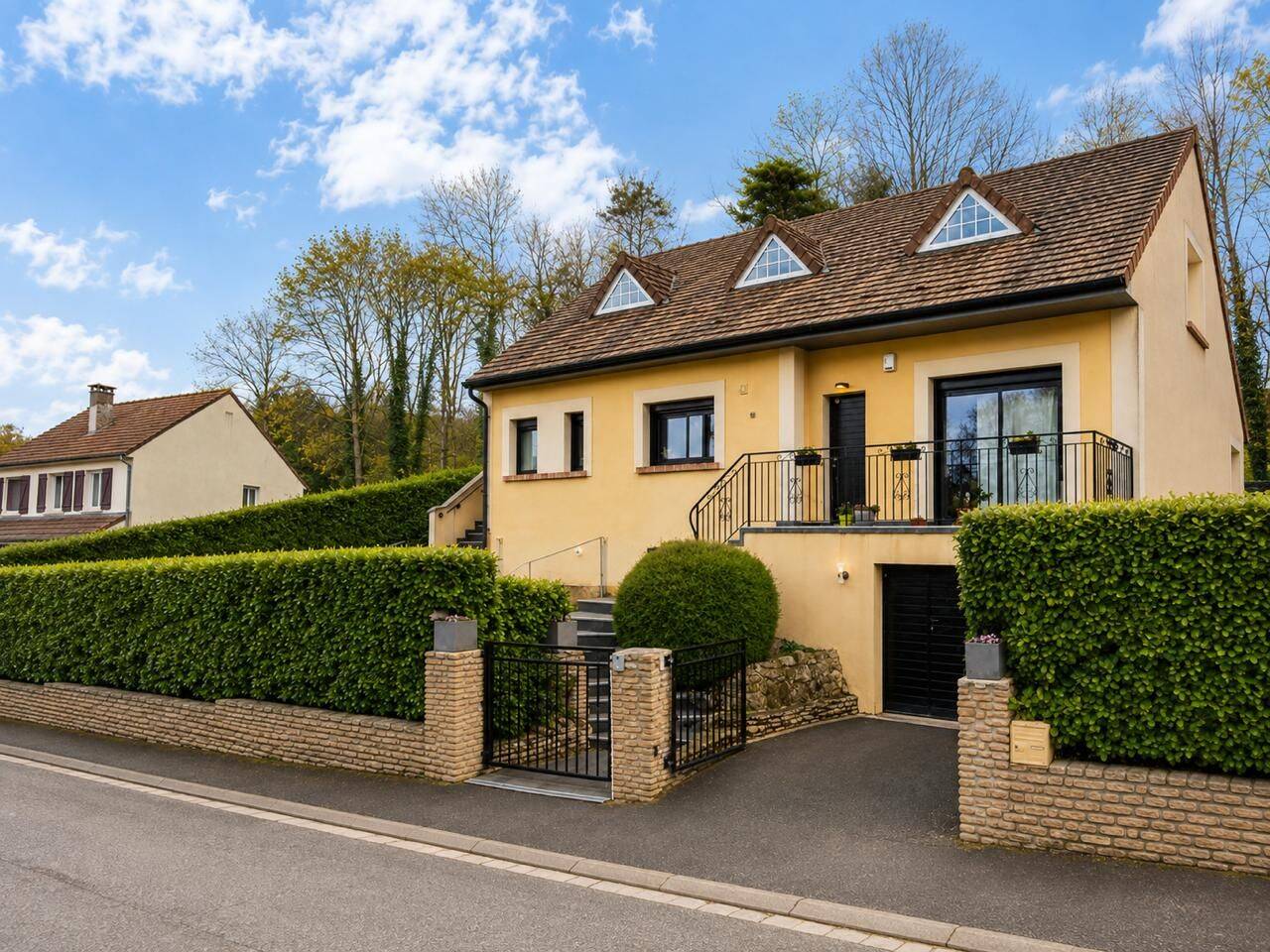 Maison 7 pièces 160 m² · à Chigny-les-Roses · 160 m² · 390 000 €