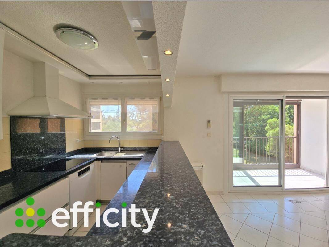 Appartement 3 pièces 67 m² · à Fréjus · 67 m² · 264 000 €