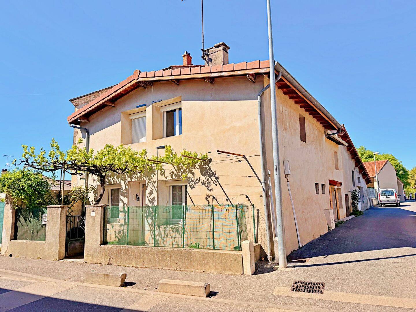 Maison 6 pièces 147 m² · à Montélier · 147 m² · 189 000 €