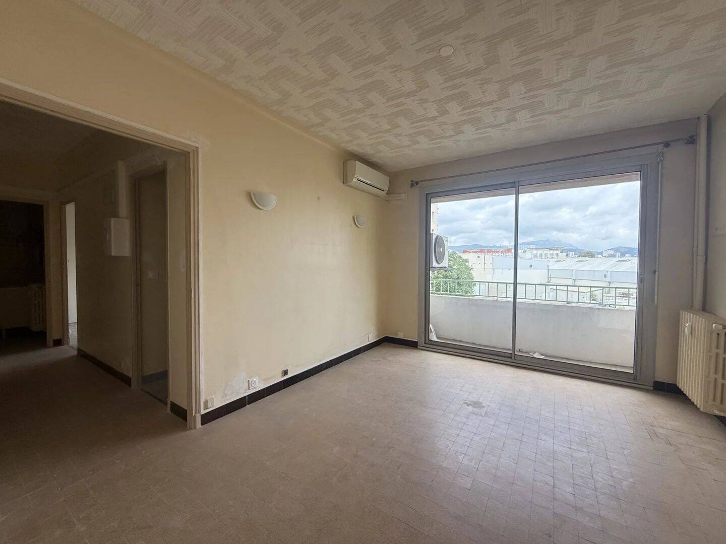 Appartement 2 pièces 44 m² · à Marseille 8ème Arrondissement · 44,1 m² · 880 €