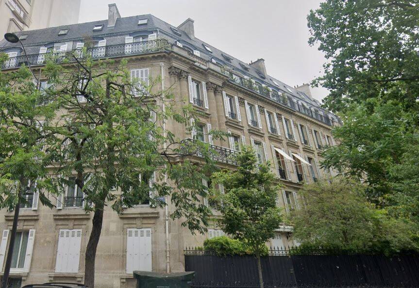 Appartement 4 pièces 148 m² · à Paris 17ème Arrondissement · 148 m² · 5 164 €
