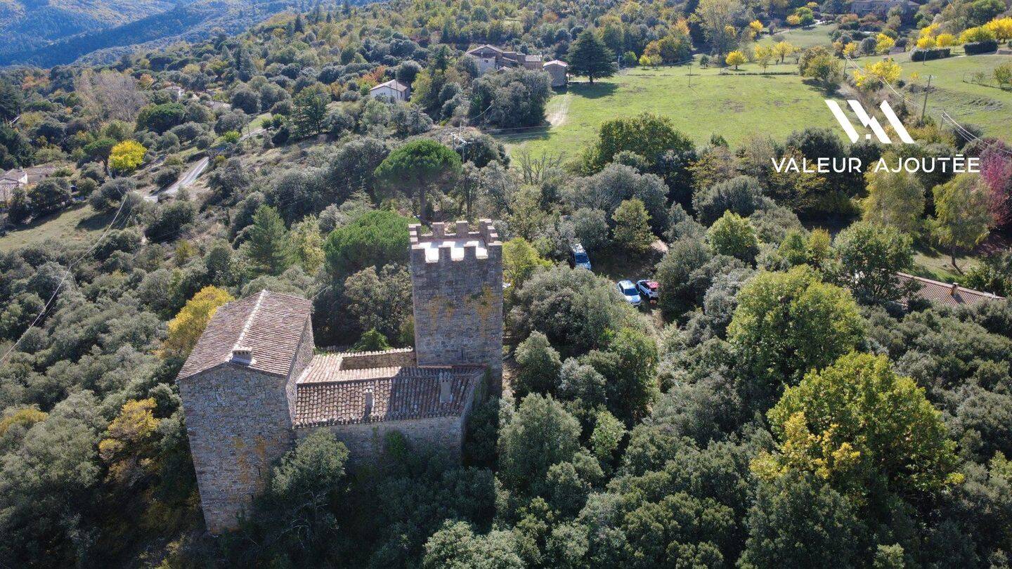 Maison 10 pièces 232 m² · à Soudorgues · 232 m² · 330 000 €