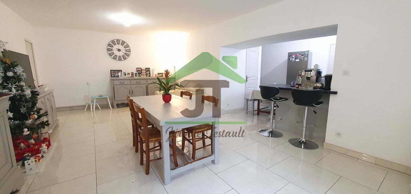 Maison 7 pièces 173 m² · à Châteaudun · 172,5 m² · 233 000 €