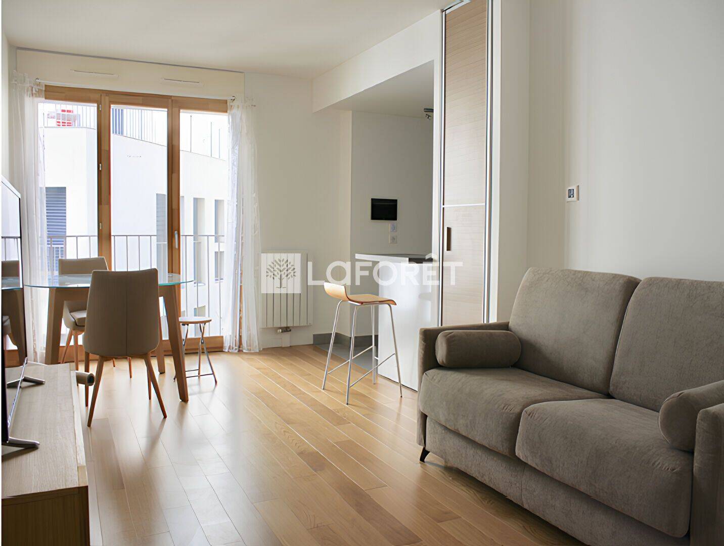 Appartement 1 pièce 31 m² · à Paris 15ème Arrondissement · 31,2 m² · 1 514 €/mois