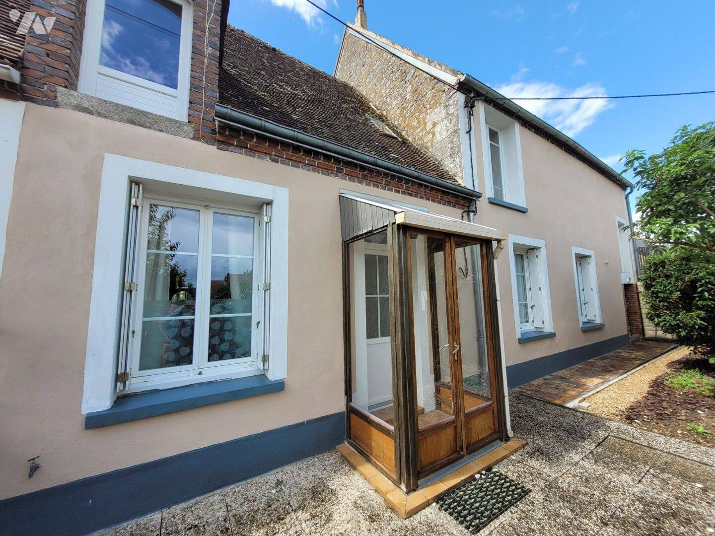 Maison 4 pièces 641 m² · à Sablons sur Huisne · 641 m² · 145 000 €