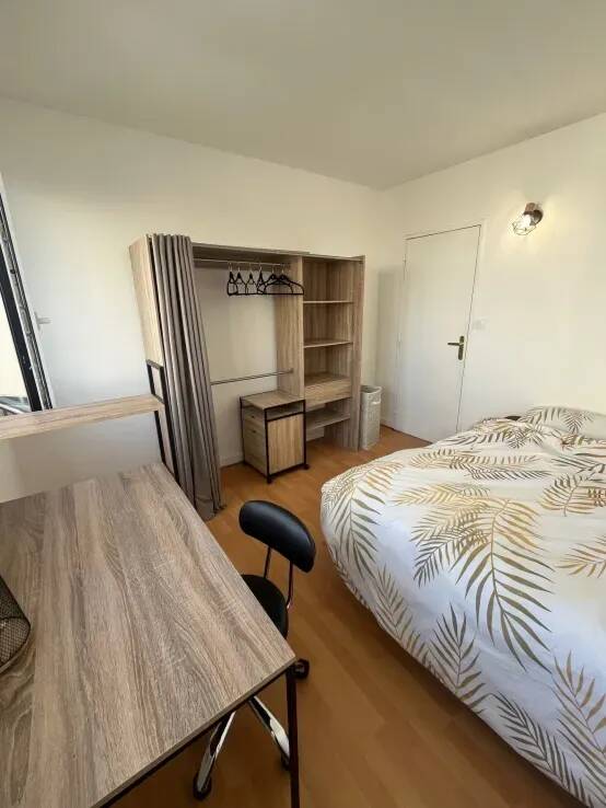 Appartement 4 pièces 64 m² · à Rennes · 64 m² · 470 €