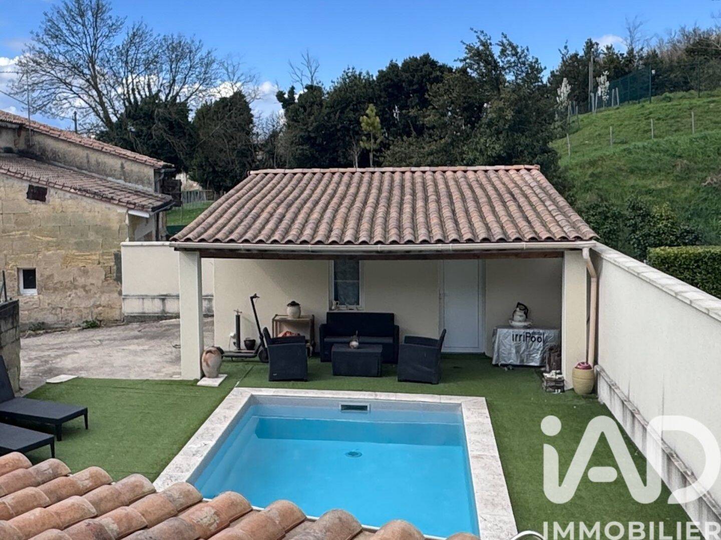 Maison 6 pièces 228 m² · à Cubzac-les-Ponts · 228 m² · 374 000 €