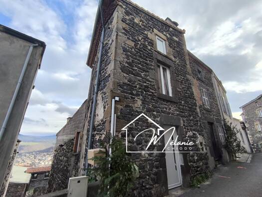 Maison à vendre 199 000 € 5 pièces 4 chambres 114 m² 81 m² de terrain Corent 63730