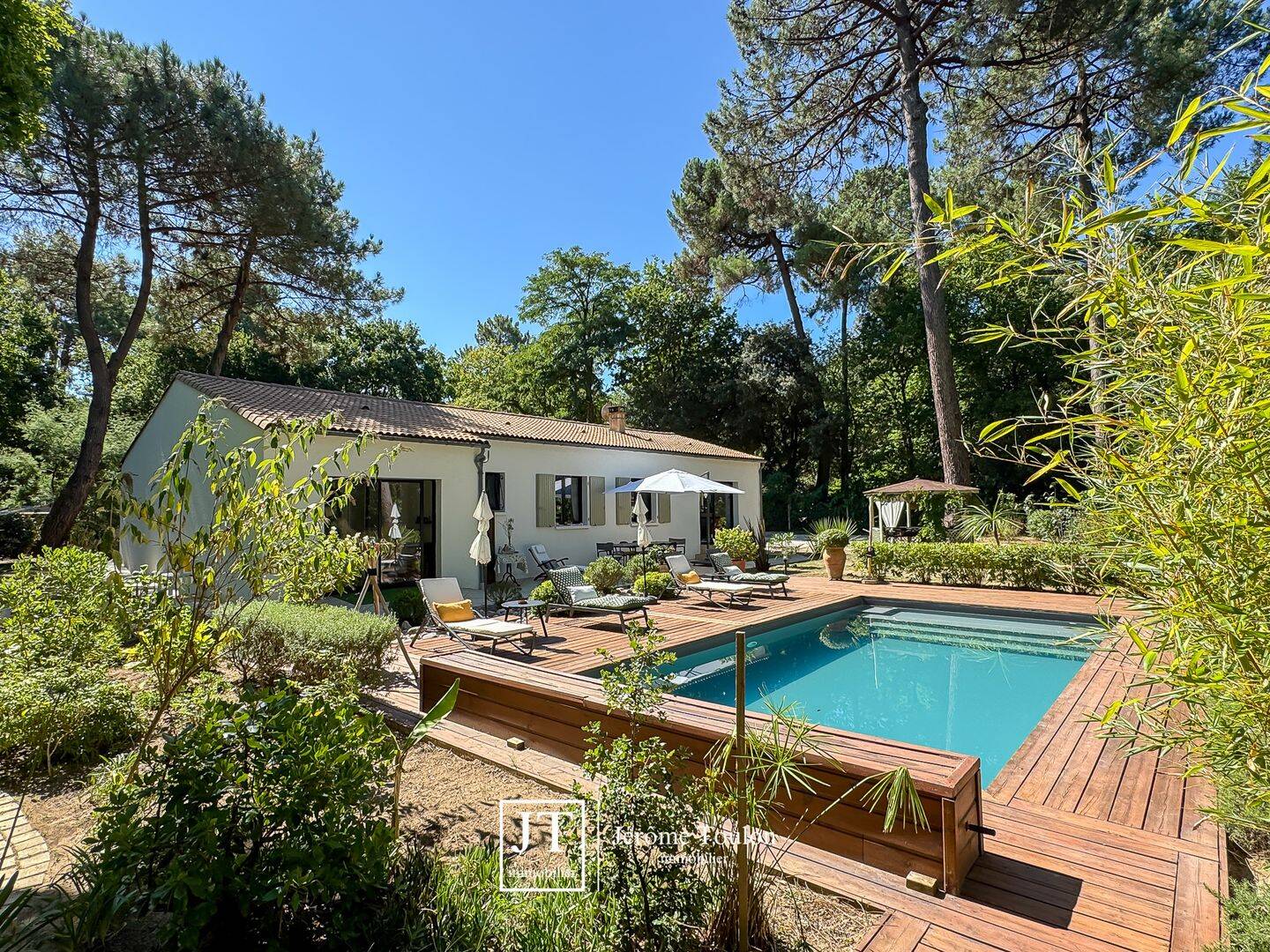 Maison 5 pièces 155 m² · à Saint-Augustin · 155 m² · 541 800 €