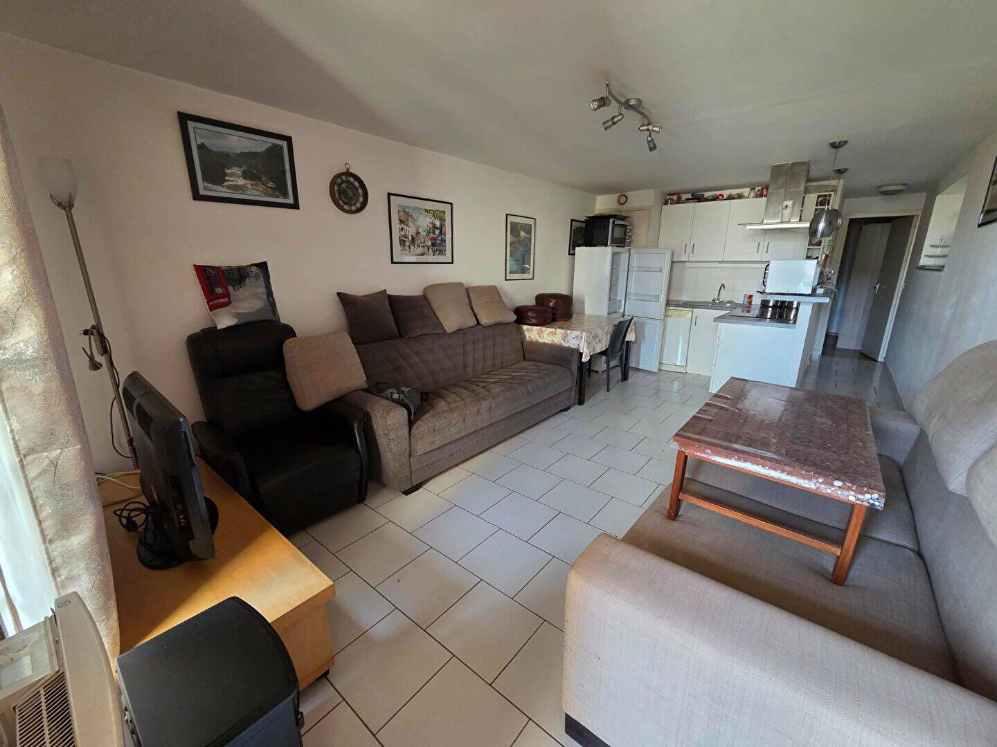 Appartement 2 pièces 36 m² · à La Ville-du-Bois · 35,9 m² · 750 €/mois