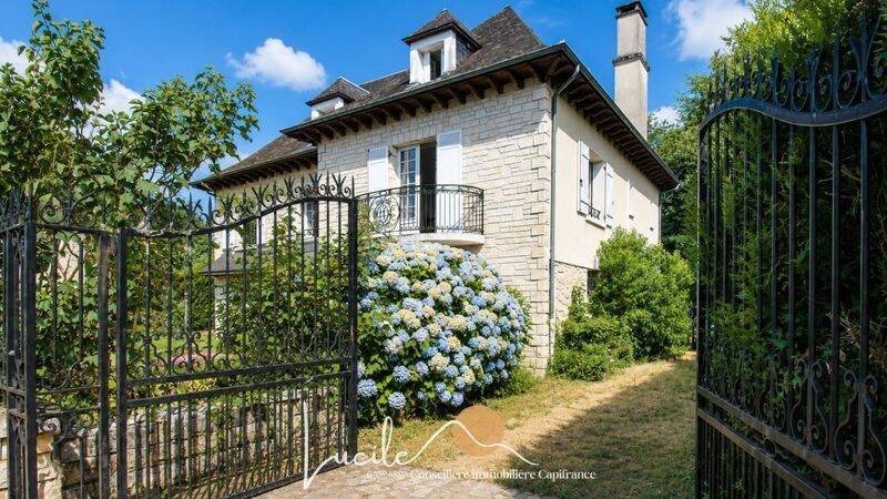 Maison 14 pièces 277 m² · à Saint-Sornin-Lavolps · 277 m² · 339 000 €