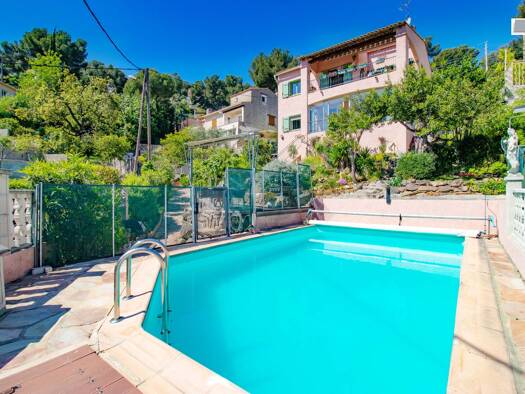 Maison à vendre 798 000 € 5 pièces 4 chambres 114 m² 640 m² de terrain Saint-Mandrier-sur-Mer 83430