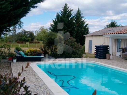 Maison de plain-pied à vendre 385 000 € 5 pièces 3 chambres 138 m² 2 000 m² de terrain Saint-Pierre-de-Mons 33210