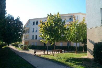 Appartement à louer 732 € 3 pièces 2 chambres 69 m² 3ème étage Champ Perdrix Dijon 21000
