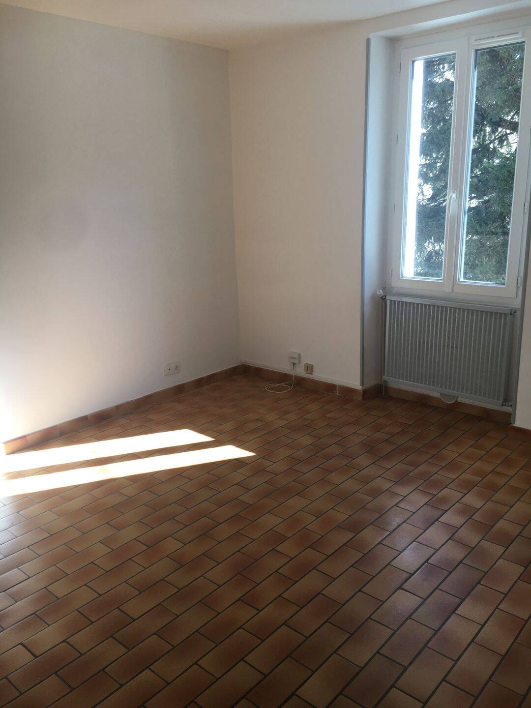 Appartement 2 pièces 38 m² · à Alès · 38 m² · 495 €
