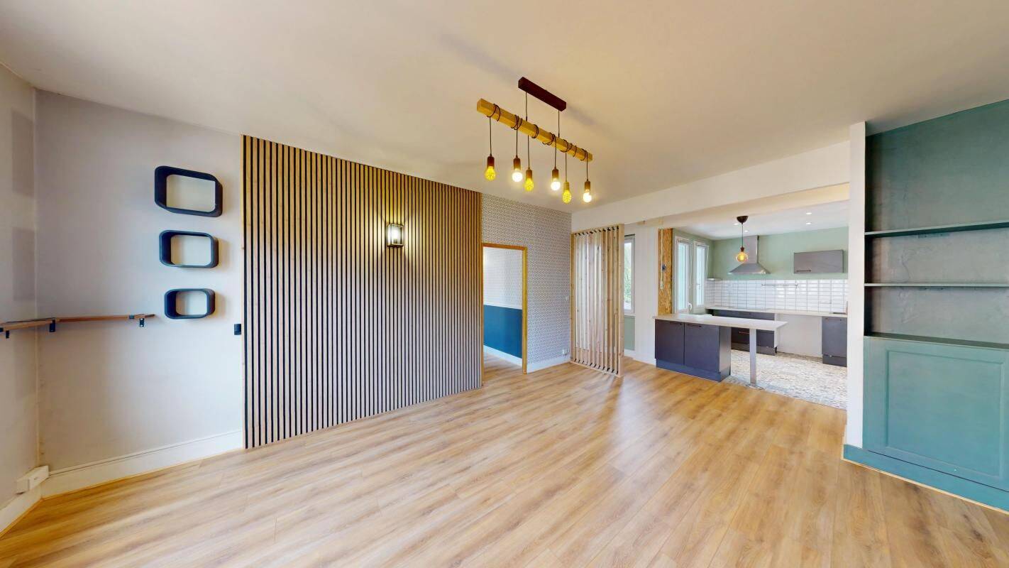 Appartement 5 pièces 103 m² · à Chalon-sur-Saône · 102,9 m² · 196 000 €