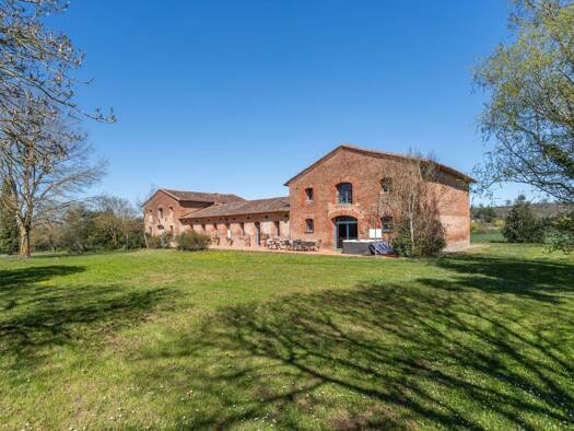 Maison à vendre 1 260 000 € 9 pièces 3 chambres 512 m² 6 042 m² de terrain Quint-Fonsegrives 31130