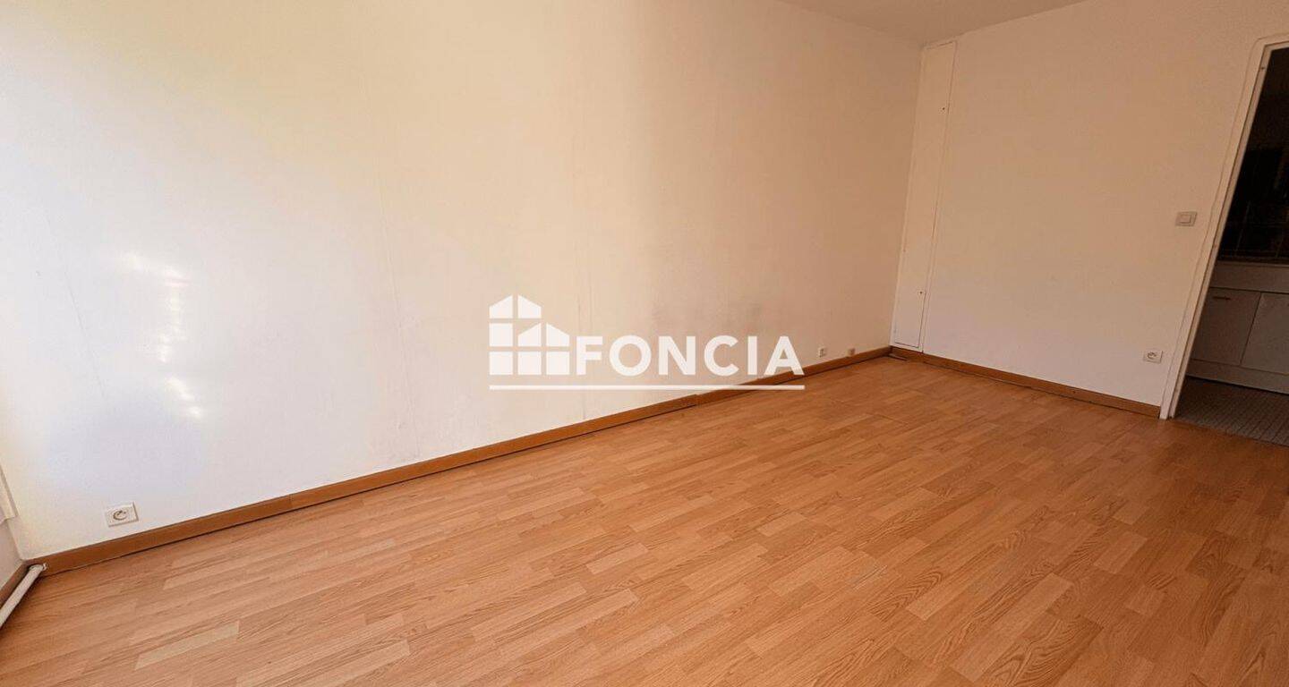 Appartement 2 pièces 52 m² · à Épinay-sous-Sénart · 52,4 m² · 799 €/mois