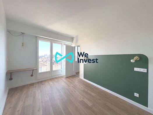 Appartement à louer 680 € 2 pièces 1 chambre 45,8 m² Étage 3/3 Pau 64000