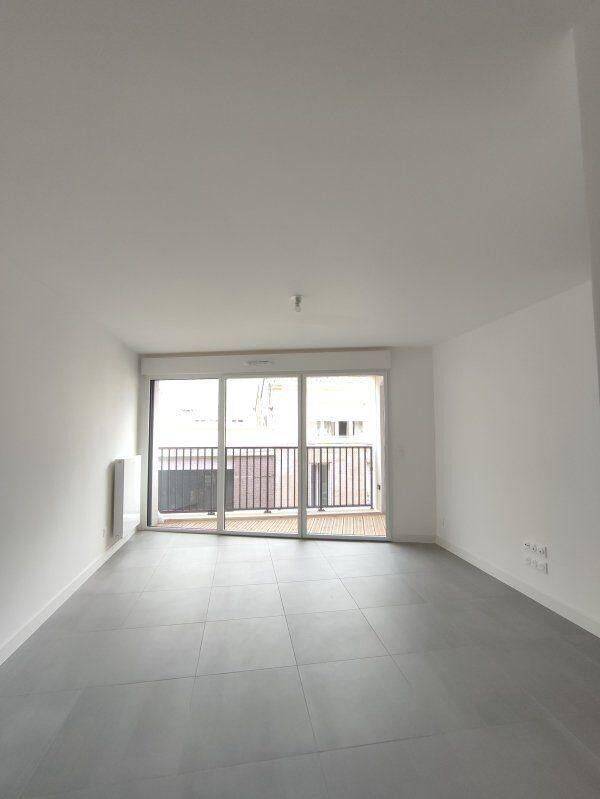 Appartement 2 pièces 45 m² · à Bordeaux · 45 m² · 700 €/mois