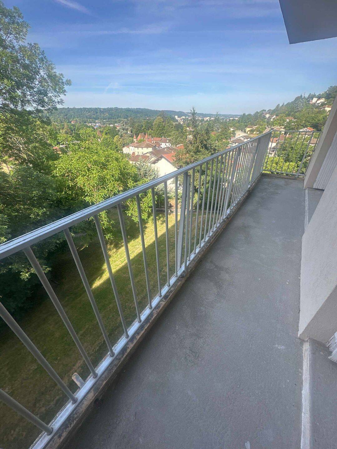 Appartement 3 pièces 58 m² · à Ruy-Montceau · 58 m² · 573 €/mois