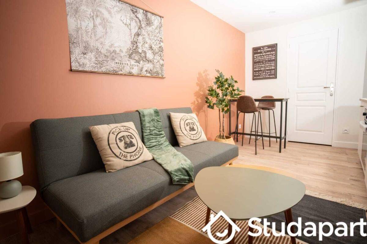 Appartement 1 pièce 15 m² · à Valenciennes · 15 m² · 430 €/mois