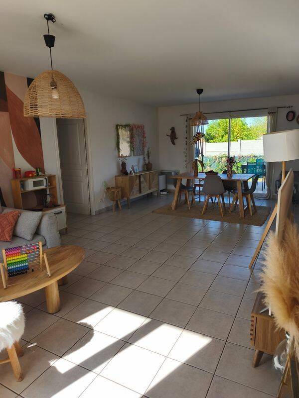 Maison 1 pièce 95 m² · à Bonnetan · 95 m² · 1 100 €/mois