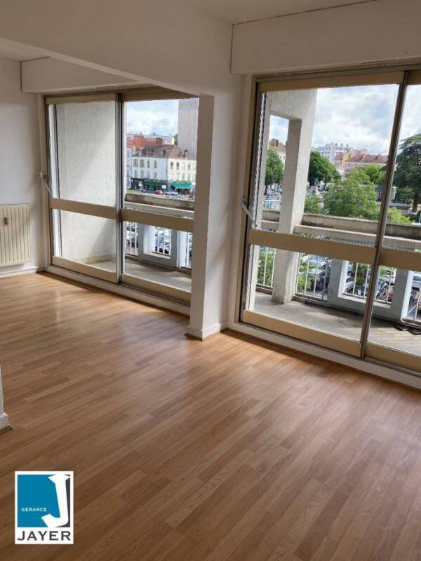 Appartement 1 pièce 32 m² · à Chalon-sur-Saône · 32 m² · 484 €