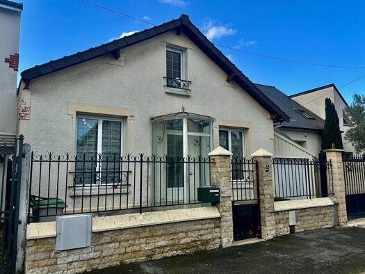 Maison à vendre 359 000 € 5 pièces 3 chambres 92 m² 200 m² de terrain Nonneville Aulnay-sous-Bois 93600