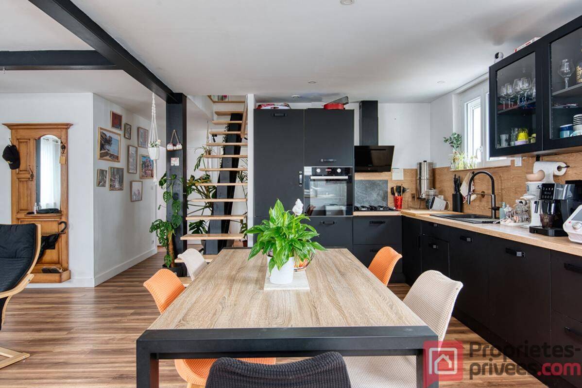 Maison 6 pièces 95 m² · à Aigrefeuille-sur-Maine · 95 m² · 292 600 €