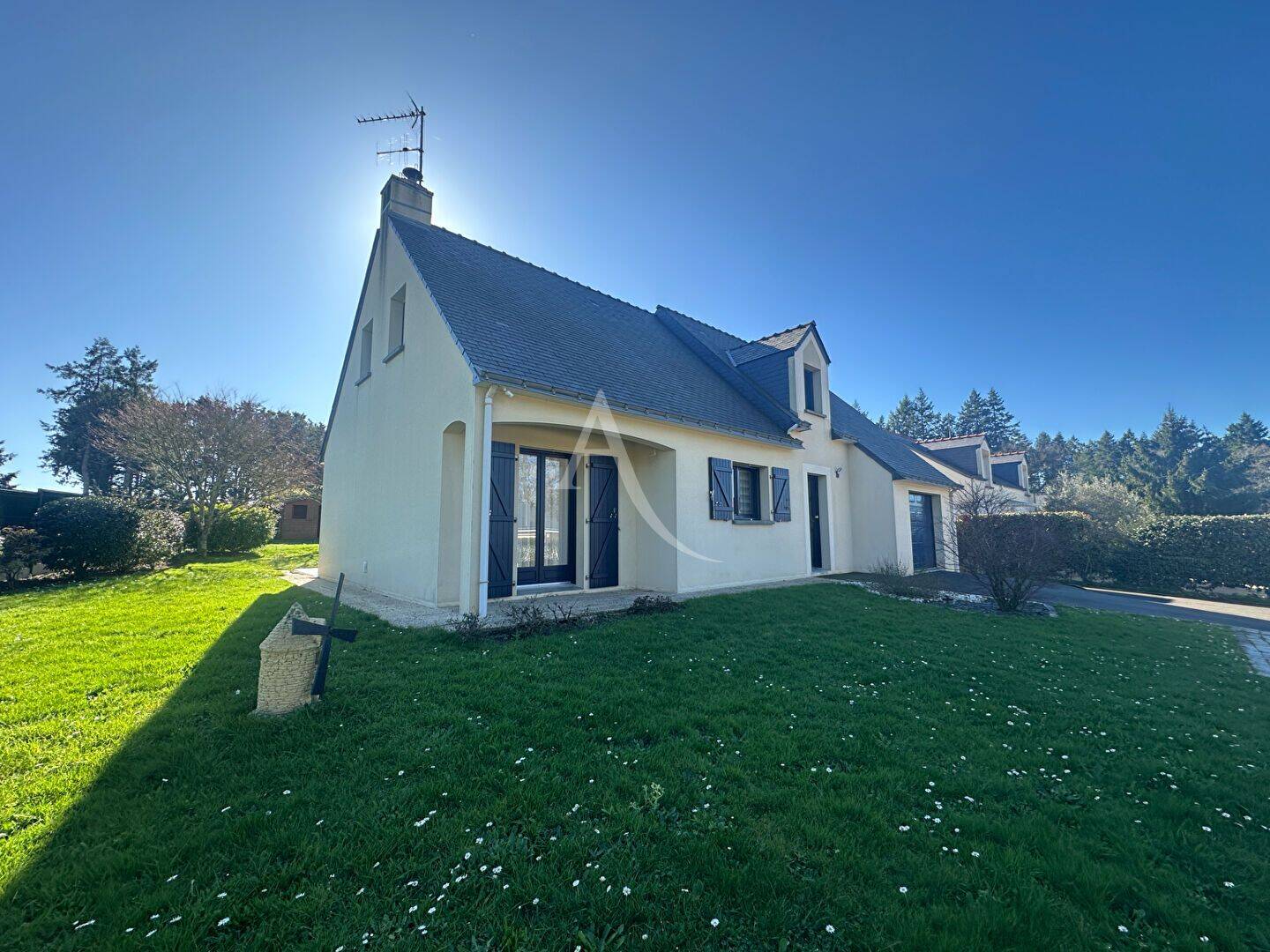 Maison 6 pièces 124 m² · à Nozay · 124 m² · 329 000 €