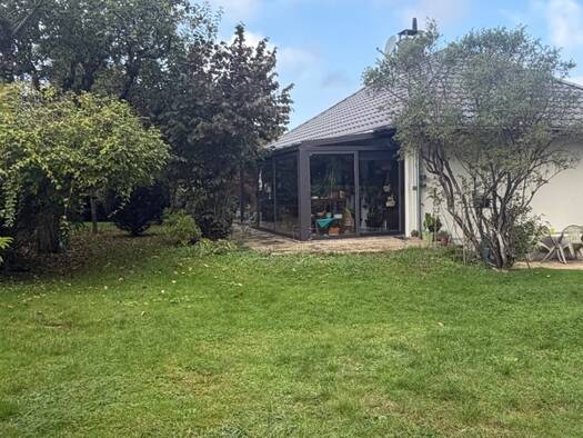 Maison de plain-pied à vendre 205 000 € 5 pièces 3 chambres 96 m² 892 m² de terrain Centre Ville Seloncourt 25230