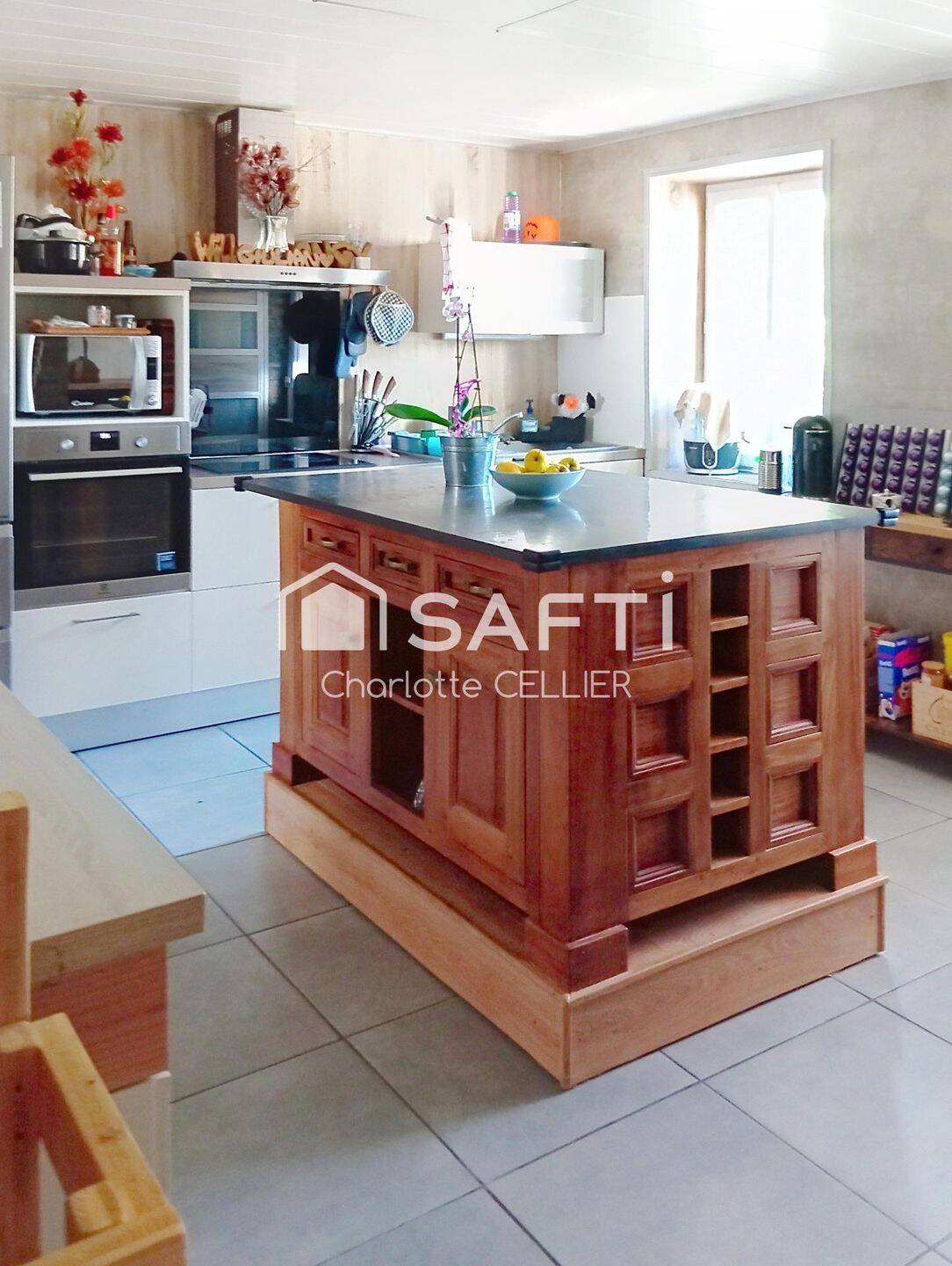 Maison 5 pièces 150 m² · à Mons · 150 m² · 165 850 €