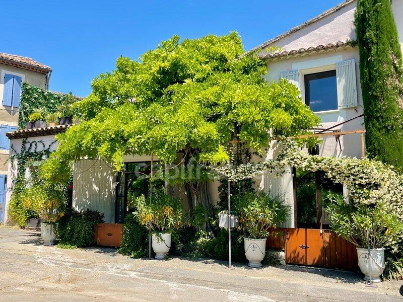Maison 6 pièces 250 m² · à Roussillon · 250 m² · 755 000 €