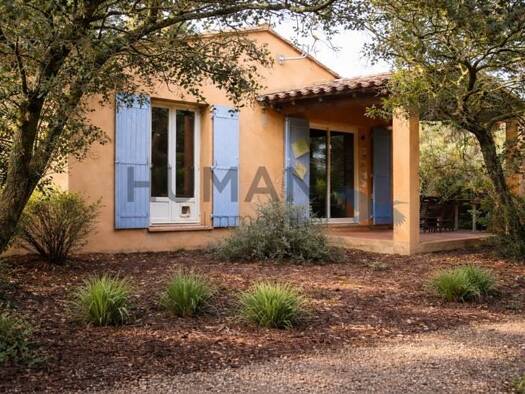 Maison de plain-pied à vendre 310 000 € 3 pièces 2 chambres 72 m² 660 m² de terrain Joucas 84220